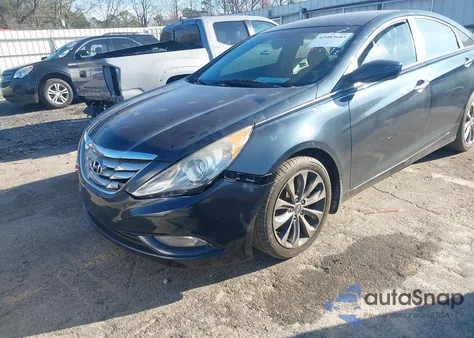 2013 Hyundai Sonata Se z USA, uszkodzony, nr VIN 5NPEC4AC9DH776133